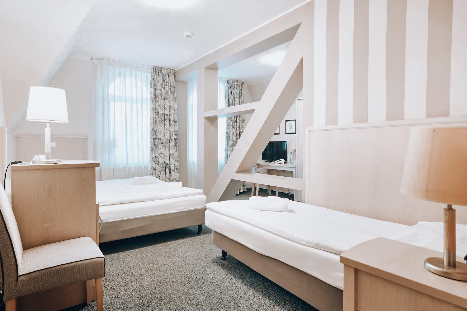 Hotel Amalia Kudowa-Zdrój Extérieur photo