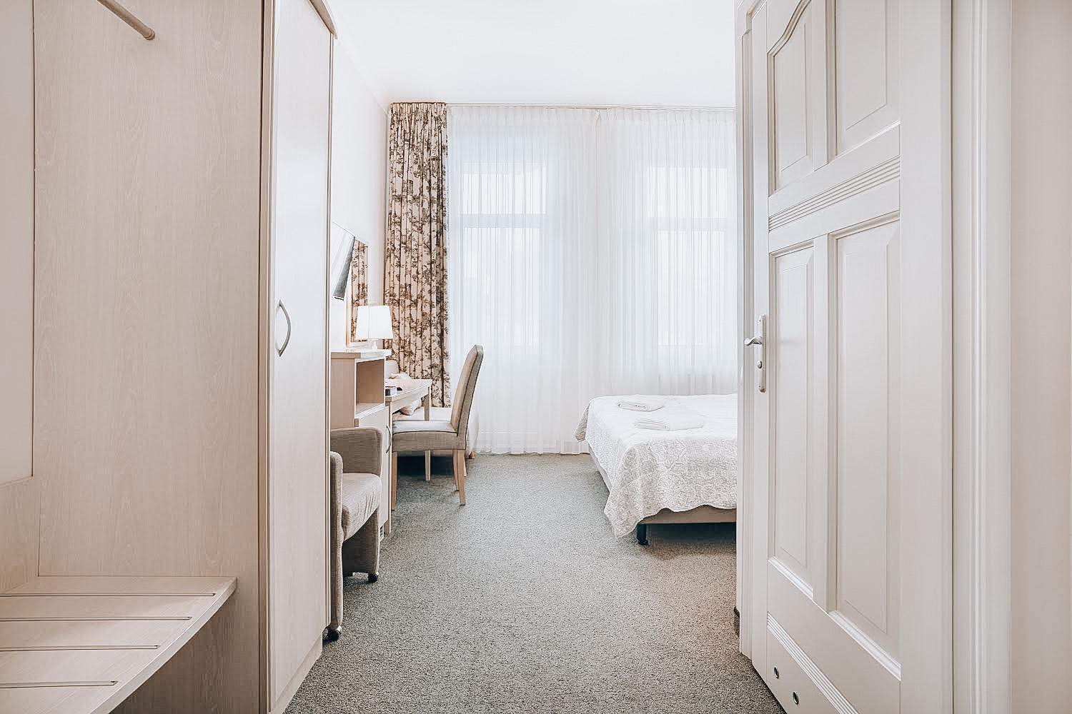 Hotel Amalia Kudowa-Zdrój Extérieur photo