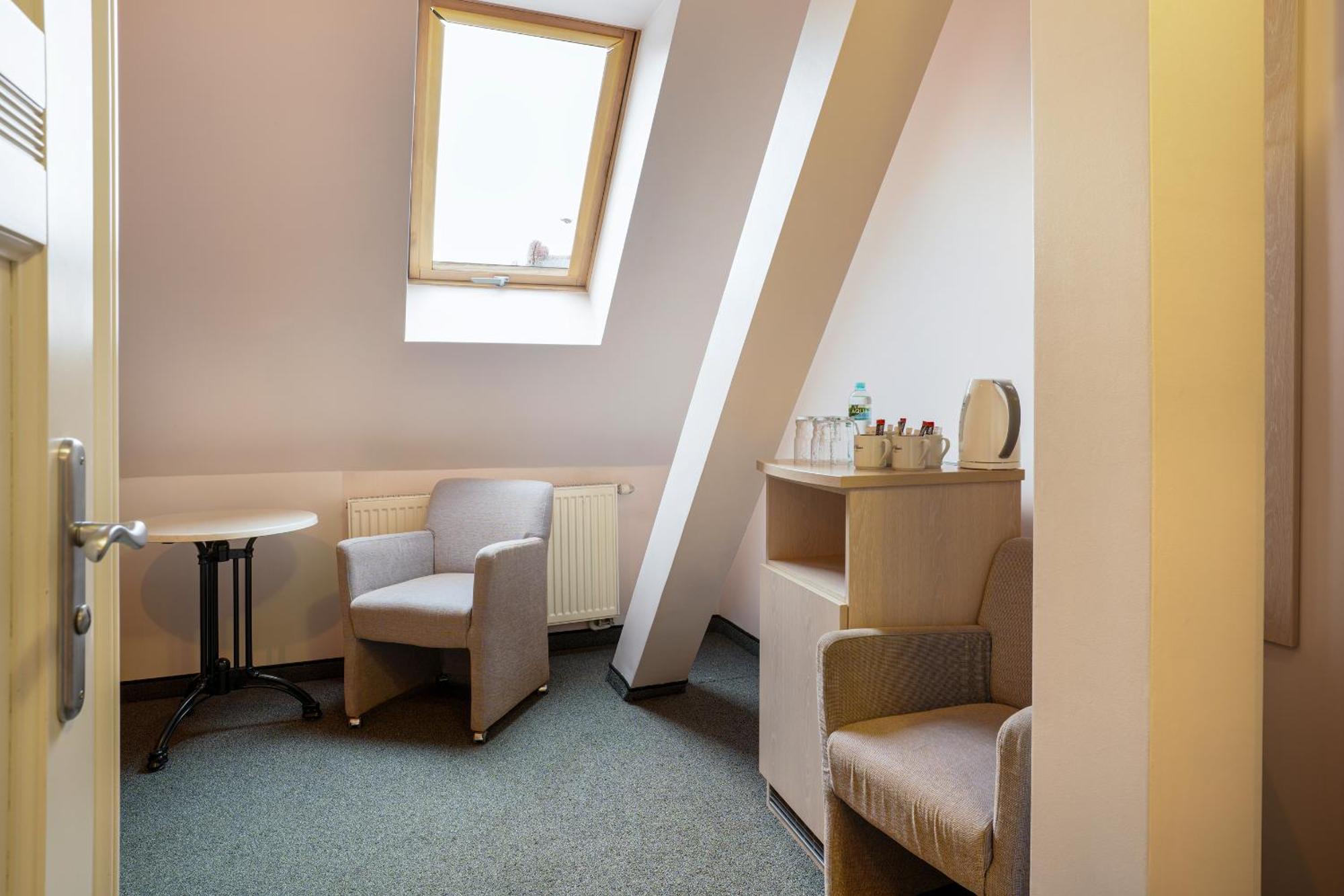 Hotel Amalia Kudowa-Zdrój Extérieur photo